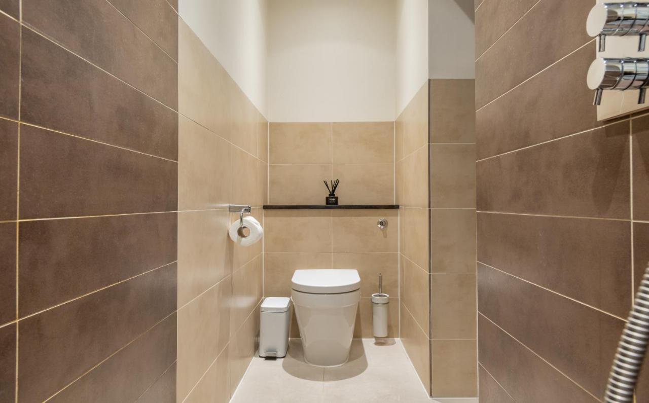 The Chelsea Arms - Bright 3Bdr With Garden & Private Parking Apartamento Londres Exterior foto